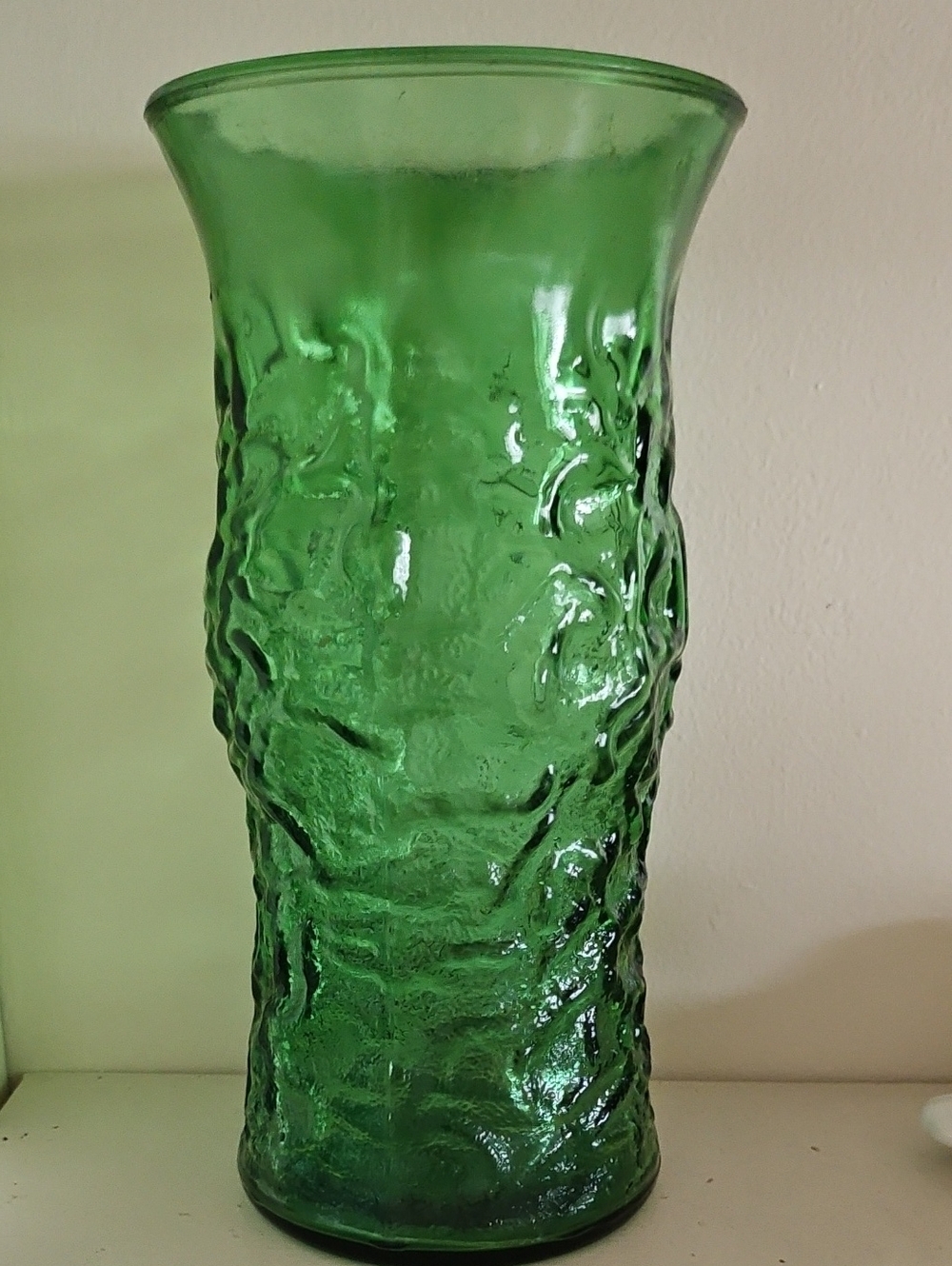 Vintage E.O. Brody & Co. Cleveland Emerald Green Crinkle Glass Vase